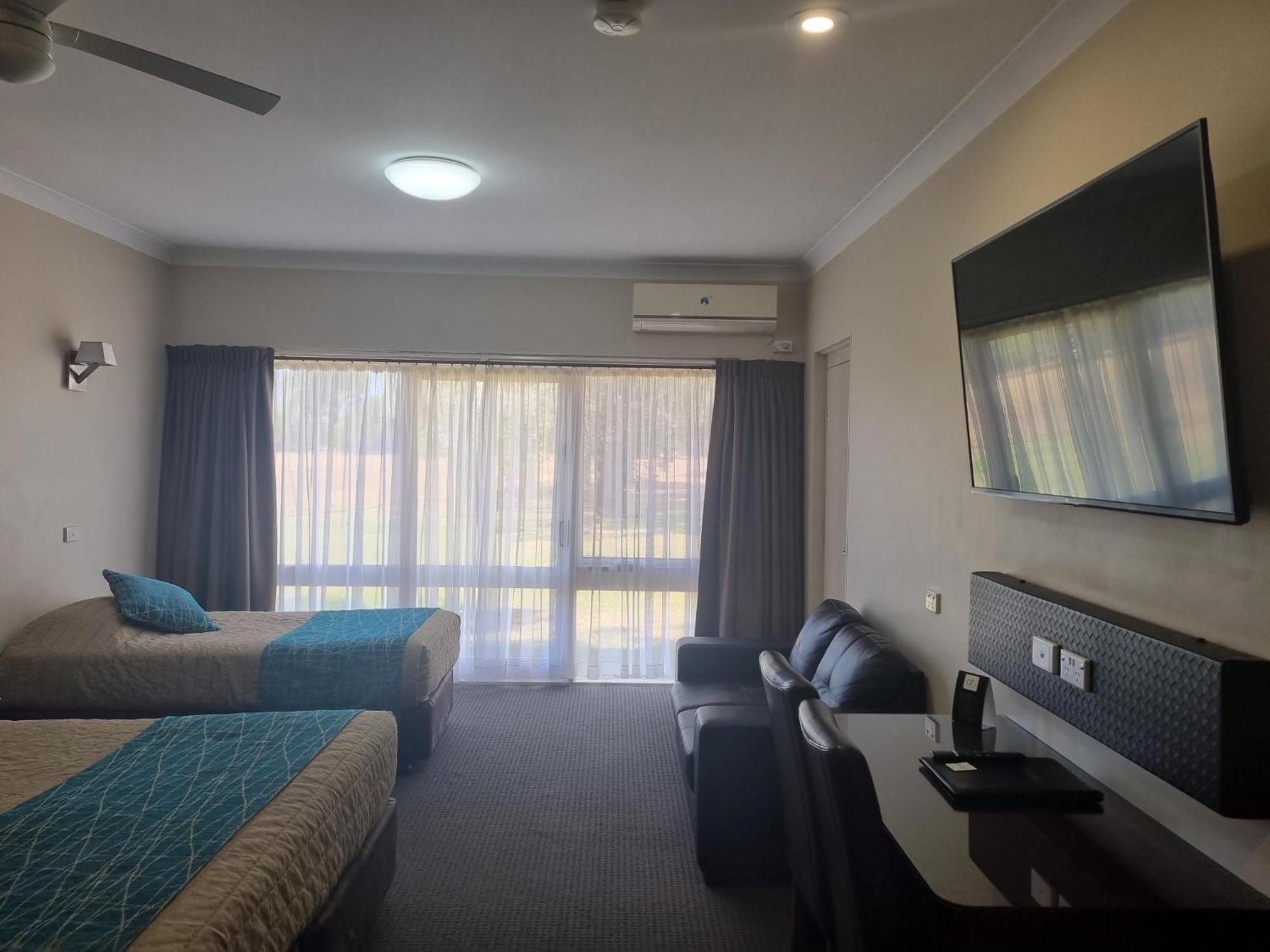 Australian Homestead Motor Lodge Уогга-Уогга Экстерьер фото