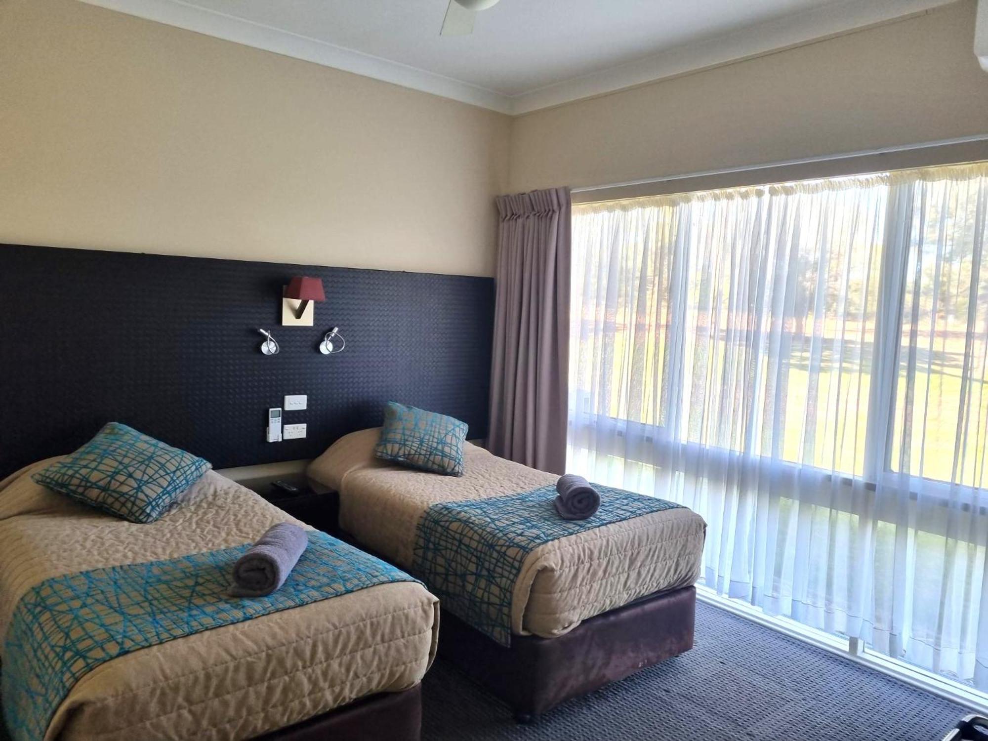 Australian Homestead Motor Lodge Уогга-Уогга Экстерьер фото